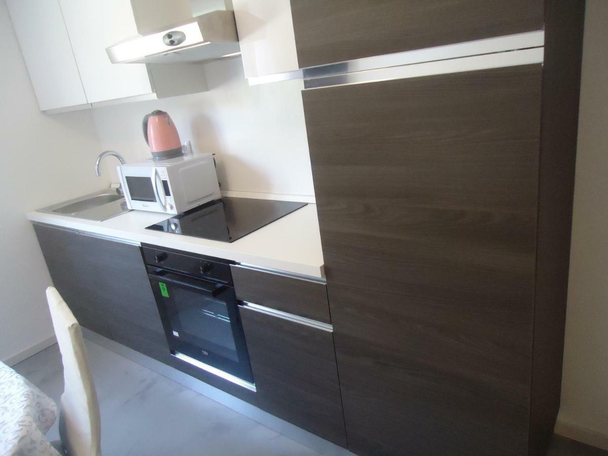 Ines Appartement Novi Vinodolski Buitenkant foto